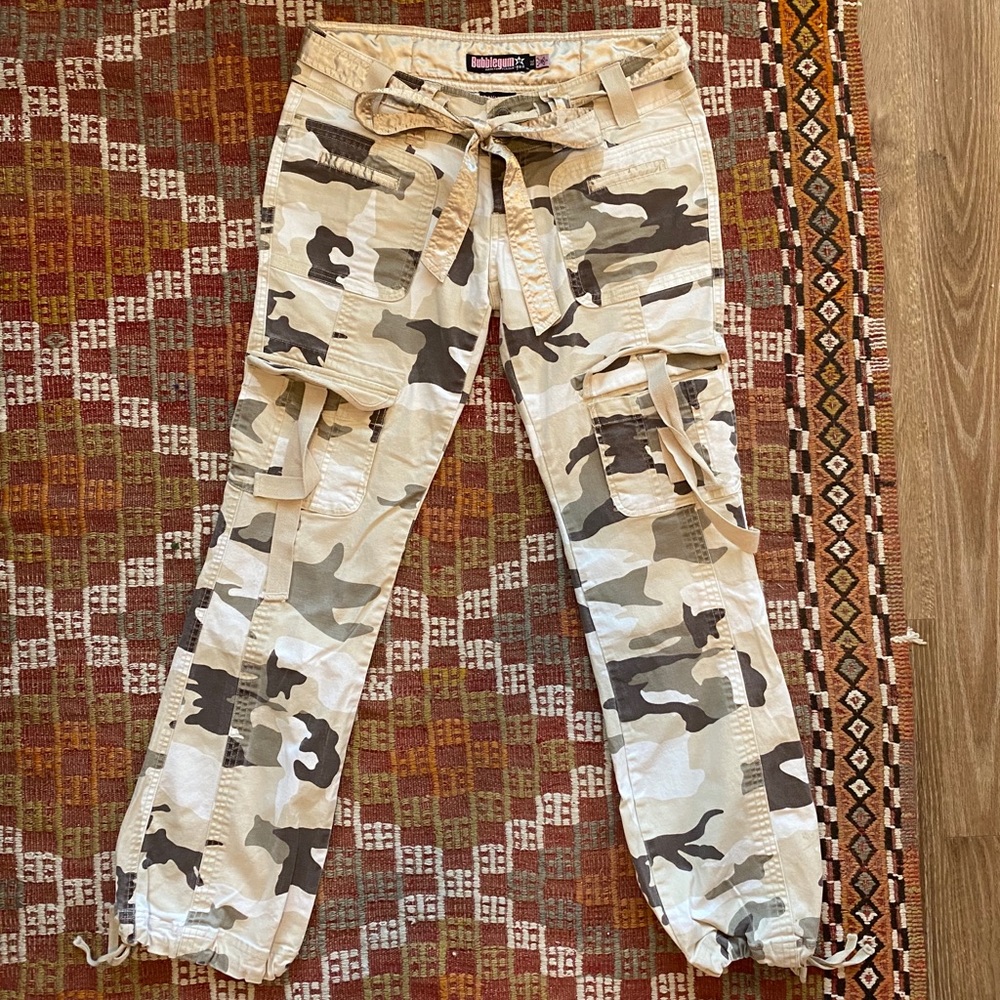 Bubblegum low waisted camp pants